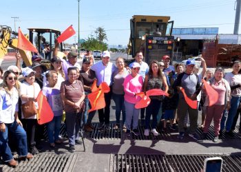 Inicia Toño Astiazarán pavimentación con concreto en tramo del bulevar Solidaridad