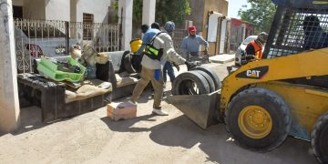 Realizan jornadas de descacharre en colonias de Hermosillo y Bahía de Kino