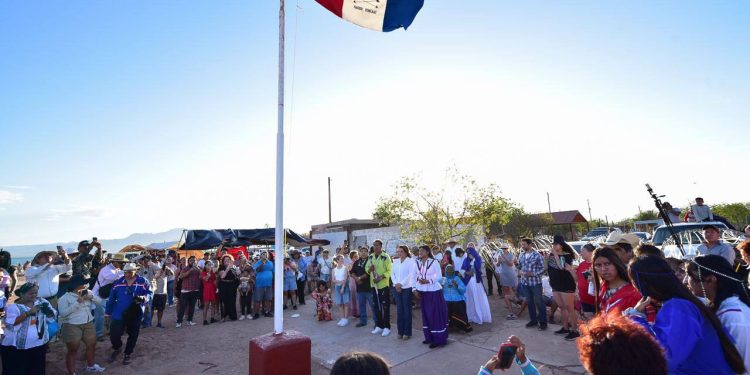 Es tiempo de las mujeres y las niñas  Comca’ac: Lorenia Valles