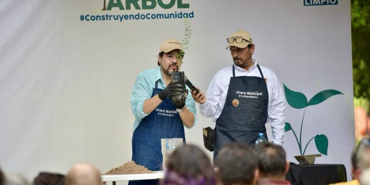 Celebra Gobierno Municipal exitosa Feria del Árbol en Parque Madero