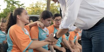 Abandera Toño Astiazarán a selección Hermosillo de deporte adaptado