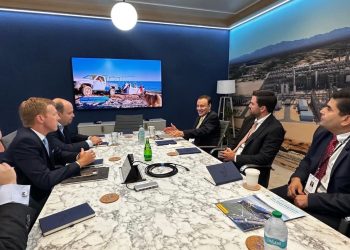 El Gobernador Alfonso Durazo promueve el Plan Sonora en Expoenergética más grande del mundo