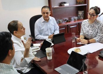 Alcaldesa Karla Córdova asistió  a reunión, en SIDUR buscar más  apoyos y desarrollo para Guaymas.