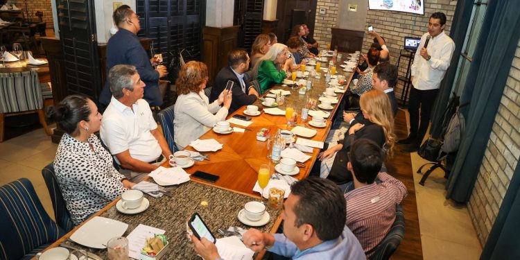 Resalta Sonora como destino turístico en Monterrey, Nuevo León.