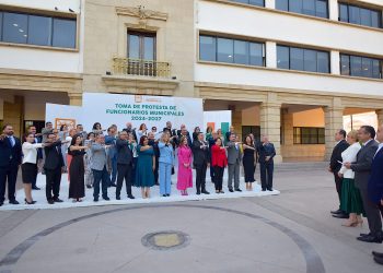 El Presidente Toño Astiazarán toma protesta a nuevos funcionarios municipales