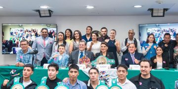 Senadora  Lorenia Valles inauguro la  exposición verde y oro del CMB