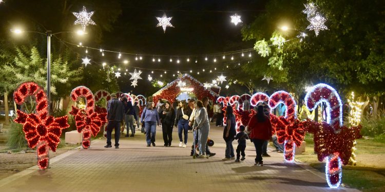 Invita Gobierno de Hermosillo a disfrutar la magia de la Navidad en el Parque Madero