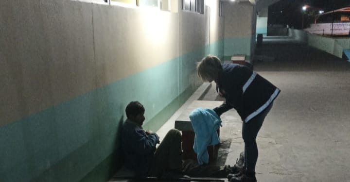 Reciben a personas vulnerables en albergues temporales del municipio por frío