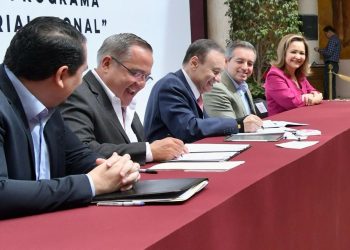 Gobernador Durazo logra descuentos notariales del 50% con Programa de Fortalecimiento Notarial