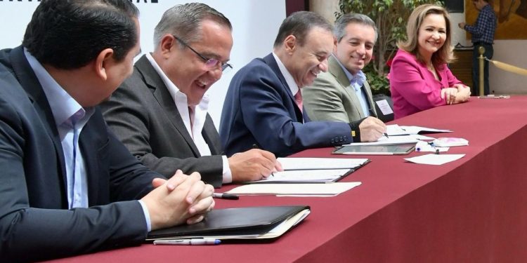 Gobernador Durazo logra descuentos notariales del 50% con Programa de Fortalecimiento Notarial