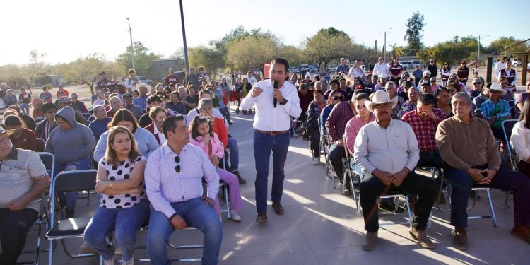 Trabajadoras y trabajadores tendrán vivienda digna, ya no deudas eternas: Heriberto Aguilar