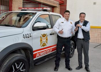 Apoya Toño Astiazarán con cuatro unidades nuevas a Bomberos de Hermosillo