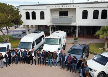 Buen trabajo del “El Cubano” entrego 6 vehículos nuevos para obras y servicios públicos