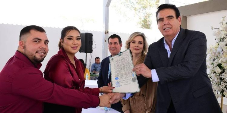 Dan el “sí”” 25 parejas durante los Matrimonios Colectivos 2025