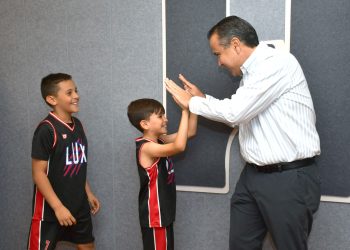 Apoya Toño Astiazarán a deportistas a través del Fondo Deportivo Hermosillo