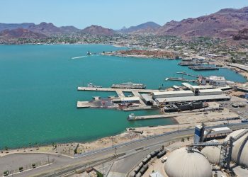 Con Plan Sonora, Gobernador Durazo atrae interés de naviera danesa para invertir en el Puerto de Guaymas