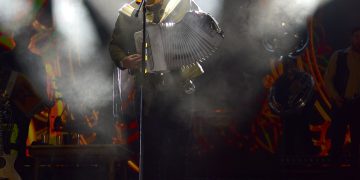 Cierra Edén Muñoz con broche de oro las Fiestas del Pitic 2025 ante 70 mil personas