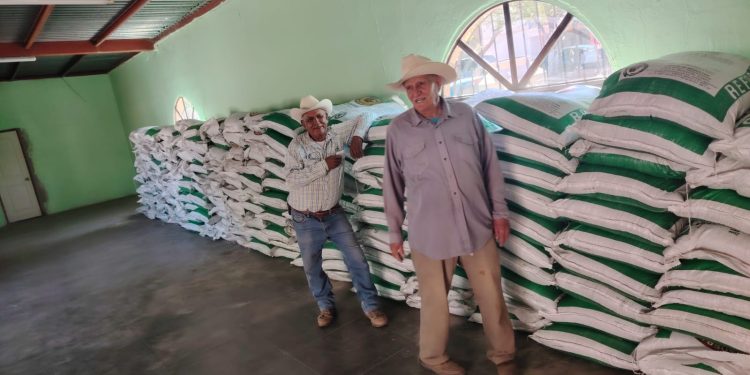 Gobierno de Sonora implementa programa de apoyo alimentario para ganaderos