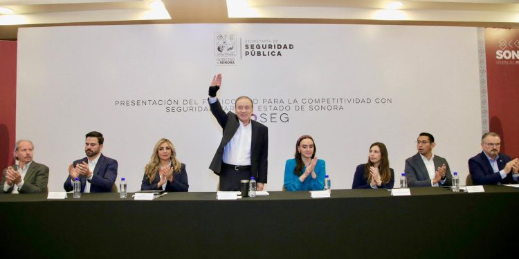 Gobernador Durazo coordina esfuerzos con empresariado para fortalecer seguridad; firman acuerdo Ficoseg