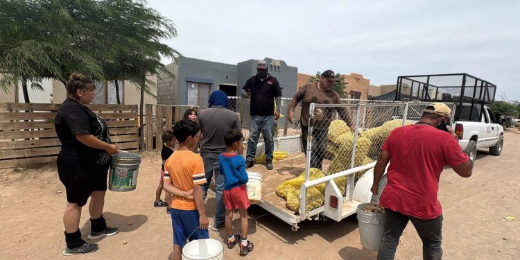 Entrega DIF Caborca más de 8 toneladas de papas a familias caborquenses
