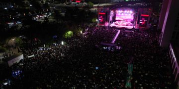 Se rinden 40 mil asistentes ante Miguel Bosé en Foro Rosales de Fiestas del Pitic