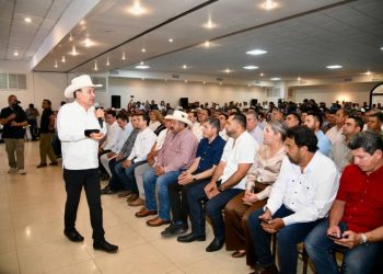 Gobernador Durazo logra acuerdo histórico para tecnificación de riego en el Mayo y el Yaqui