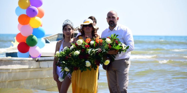 Celebran el Día del Marino en las hermosas playas del Desemboque