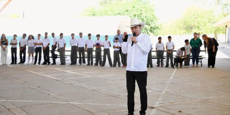 Gobernador Durazo impulsa mejoras en infraestructura del Instituto Kino para garantizar educación integral de niñas y niños
