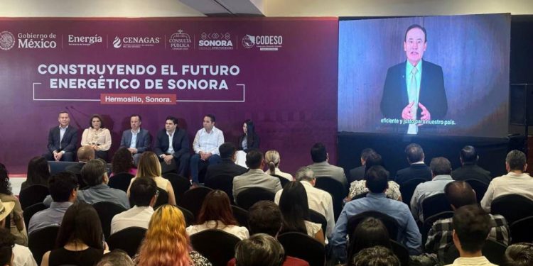 Gobernador Durazo lidera la transición energética en el país con Plan Sonora