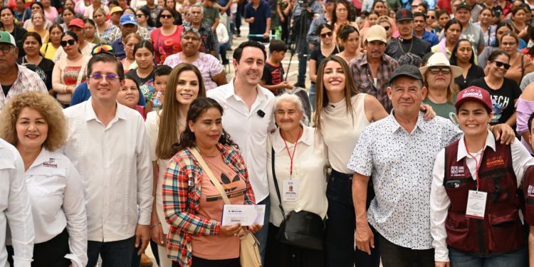 Respalda Gobernador Durazo economía de familias del sur de Sonora con entrega de estímulos económicos