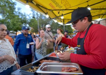 Con una exitosa participación de 18 mil de comensales y participantes se realizó el Dogo Fest 2025