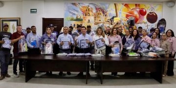 Fortalece el Ayuntamiento de Caborca, condiciones laborales y apoyos para sus trabajadores