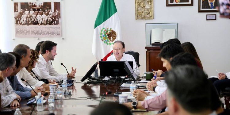 Gobernador Durazo y sector empresarial conjuntan acciones para fortalecer crecimiento económico en Sonora