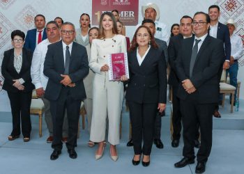 Rinde Primer Informe de Gobierno la presidenta municipal, doctora Karla Córdova González