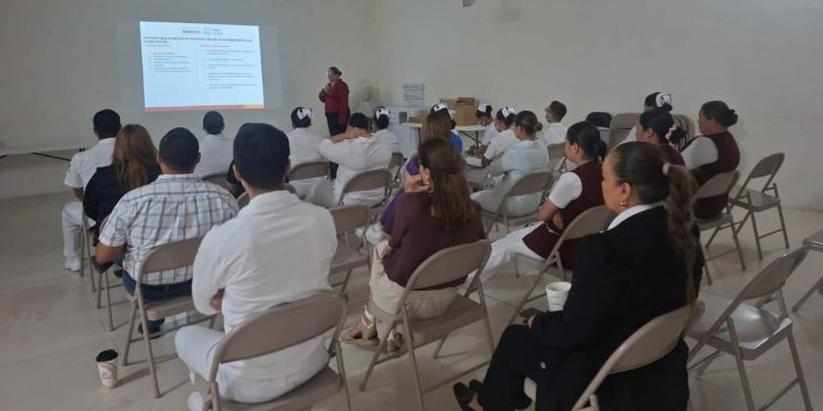 Realiza Ayuntamiento de Guaymas plática sobre violencia laboral.