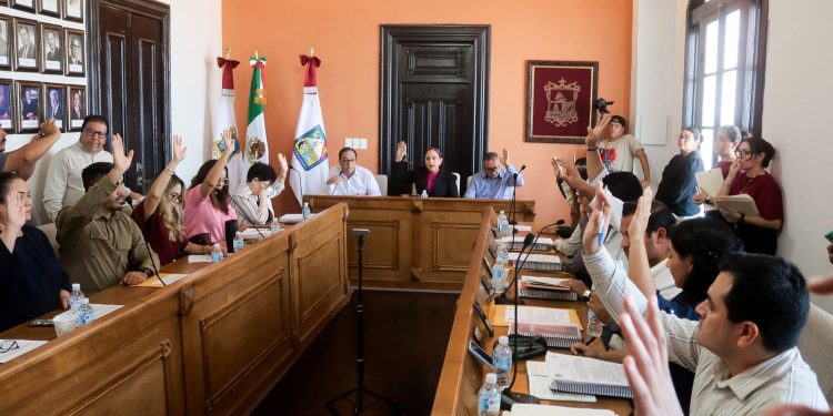 Aprueba Cabildo envío del informe anual al Congreso y al Gobernador