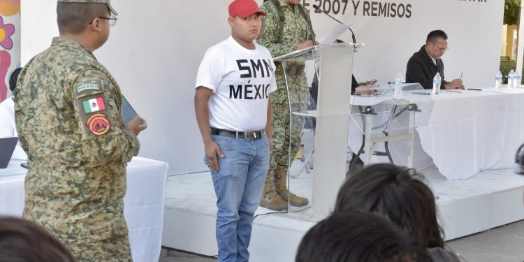 Realizan sorteo de cartilla militar para jóvenes de la clase 2007 y remisos en Hermosillo