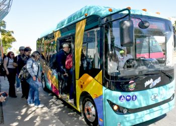 Realiza programa HBus 100 mil traslados gratuitos a estudiantes universitarios