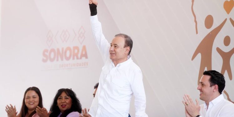 Desea Gobernador Durazo un 2026 de esperanza, paz y nuevas oportunidades a familias sonorenses
