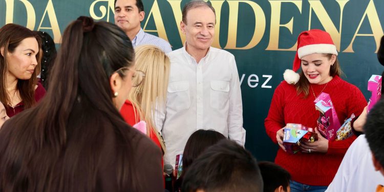 Gobernador Durazo lleva alegría y bienestar a miles de familias sonorenses con el Operativo Navideño