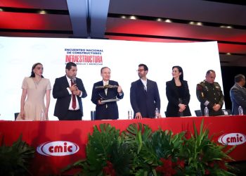 Gobernador Durazo coordina esfuerzos con el sector empresarial para impulsar obras estratégicas en Sonora