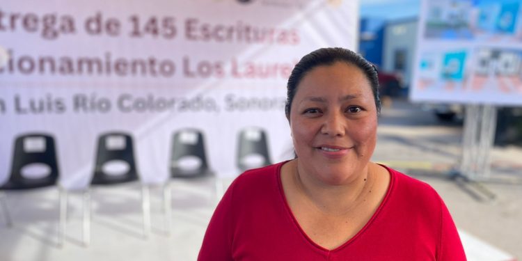 Familias sanluisinas agradecen a Gobernador Durazo por brindar certeza jurídica con entrega de escrituras