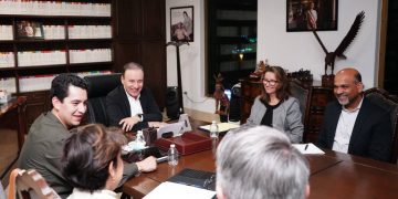 Gobernador Durazo concreta alianza con empresa francesa para creación de primera academia de la industria aeroespacial