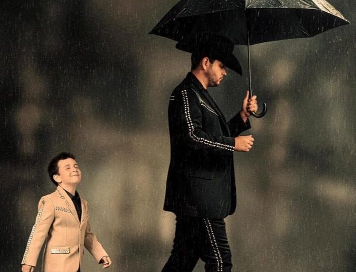 Edén Muñoz conmueve con el tema “Mi Yo de Antes”