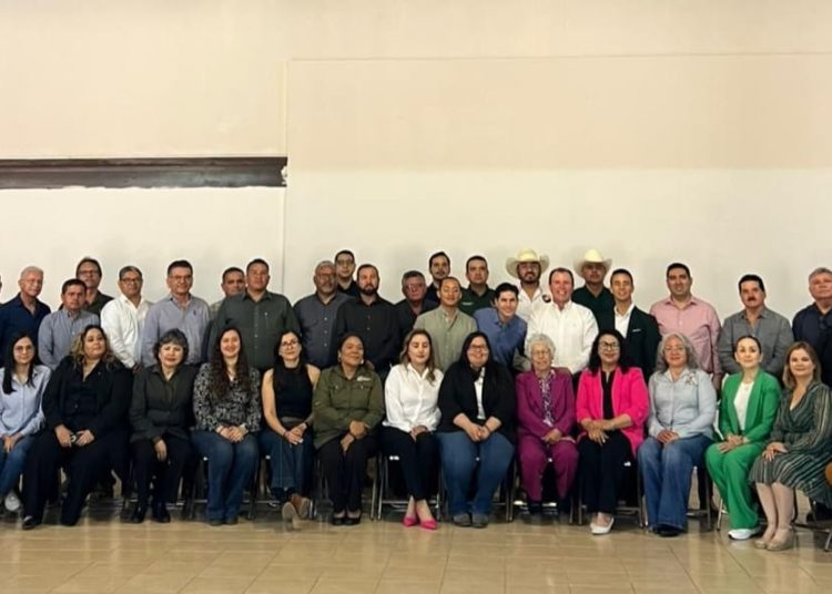 Participa Ayuntamiento de Guaymas en presentación del POET