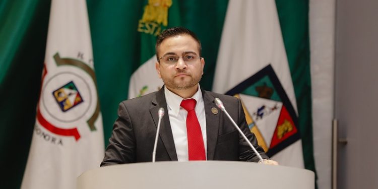 Fomenta René García uso de aguas tratadas en los servicios públicos municipales