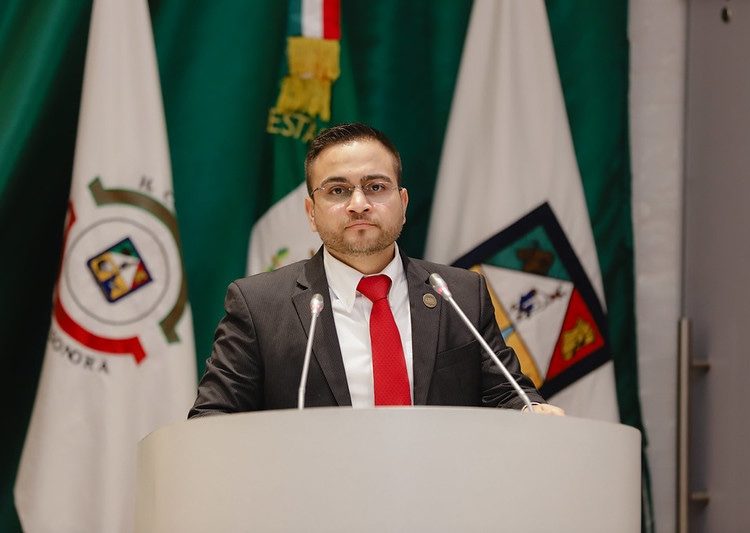 Fomenta René García uso de aguas tratadas en los servicios públicos municipales