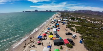 Viernes Santo registra alta afluencia en Guaymas y San Carlos
