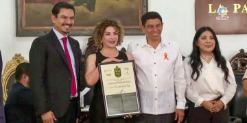 En Oaxaca Presidenta Esmeralda González recibe reconocimiento por su liderazgo municipal