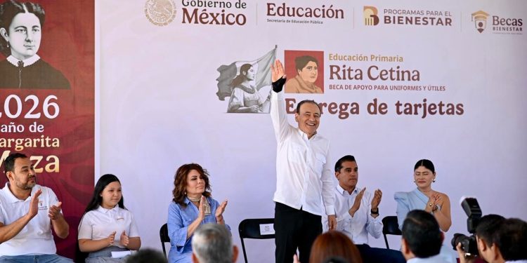 Arranca Gobernador Durazo entrega de becas Rita Cetina para alumnas y alumnos de primarias públicas